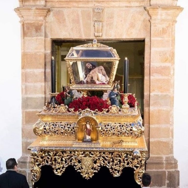 Salida del Cristo Yacente