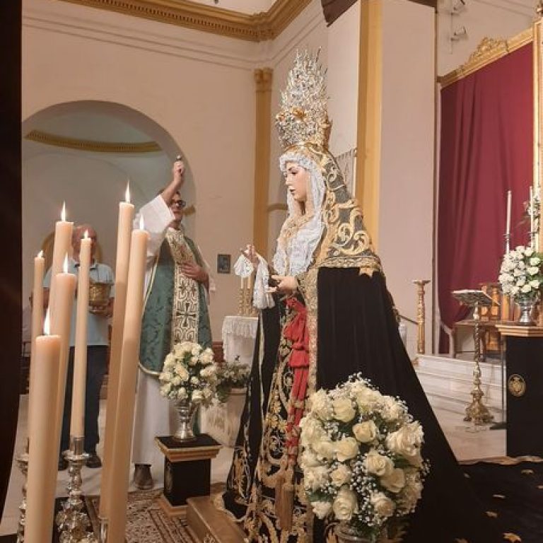 Bendicion Corona Virgen_TRIDUO_OCT_2022